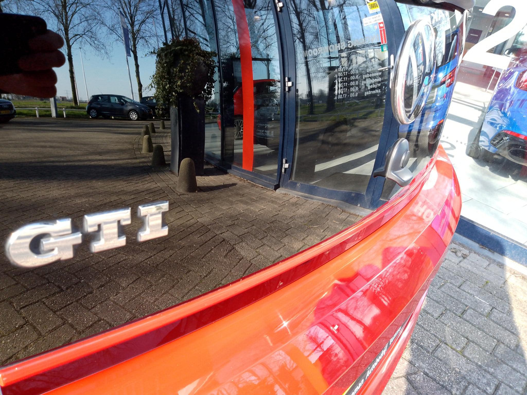 43624473-10.jpg