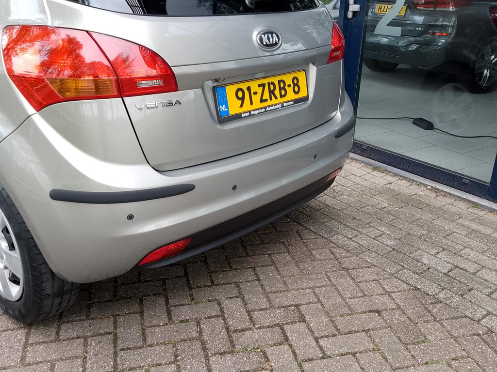 44434578-5.jpg