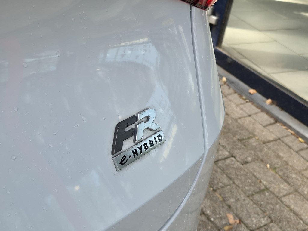 45690933-9.jpg