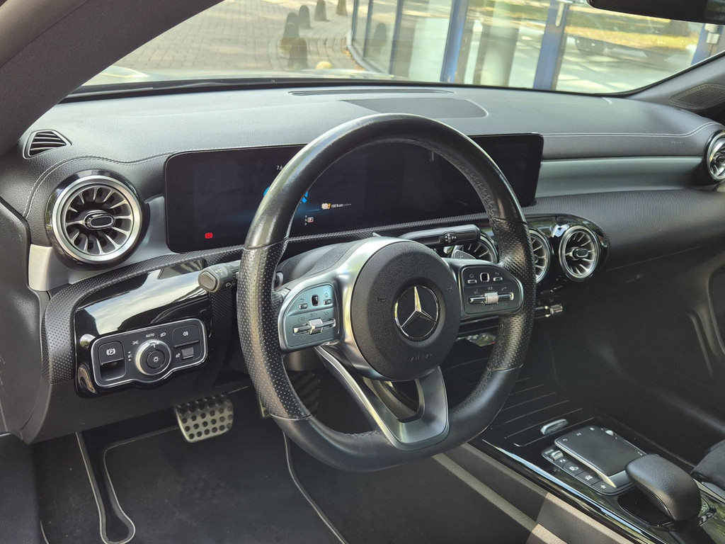 47164372-15.jpg