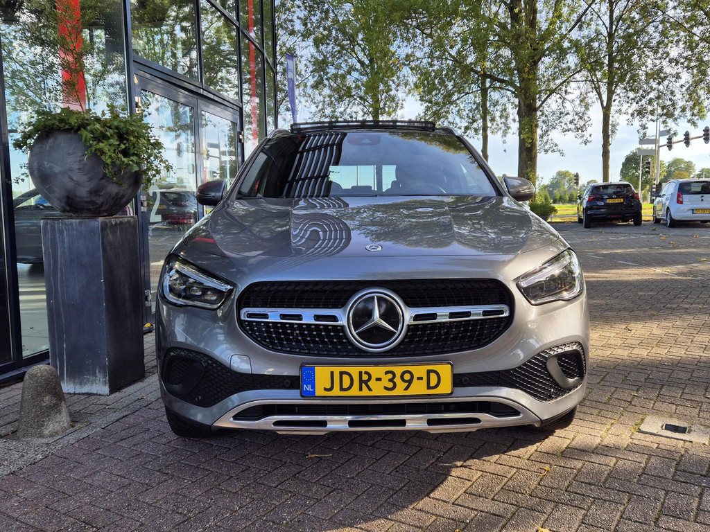 47231676-5.jpg