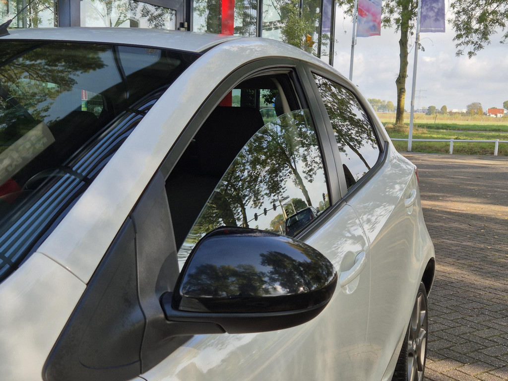 47945809-6.jpg