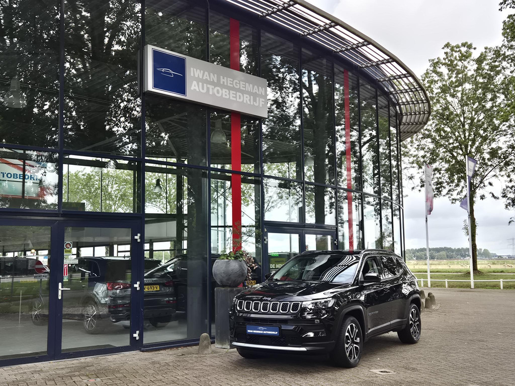 56364049-2.jpg