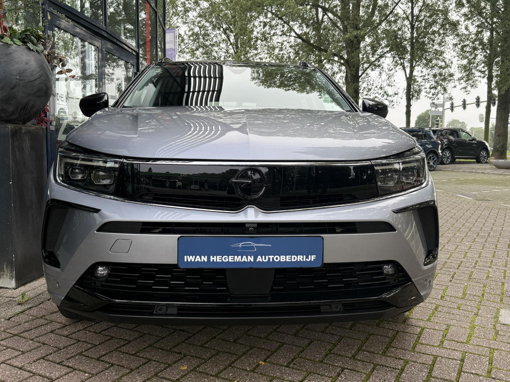 56599812-8.jpg