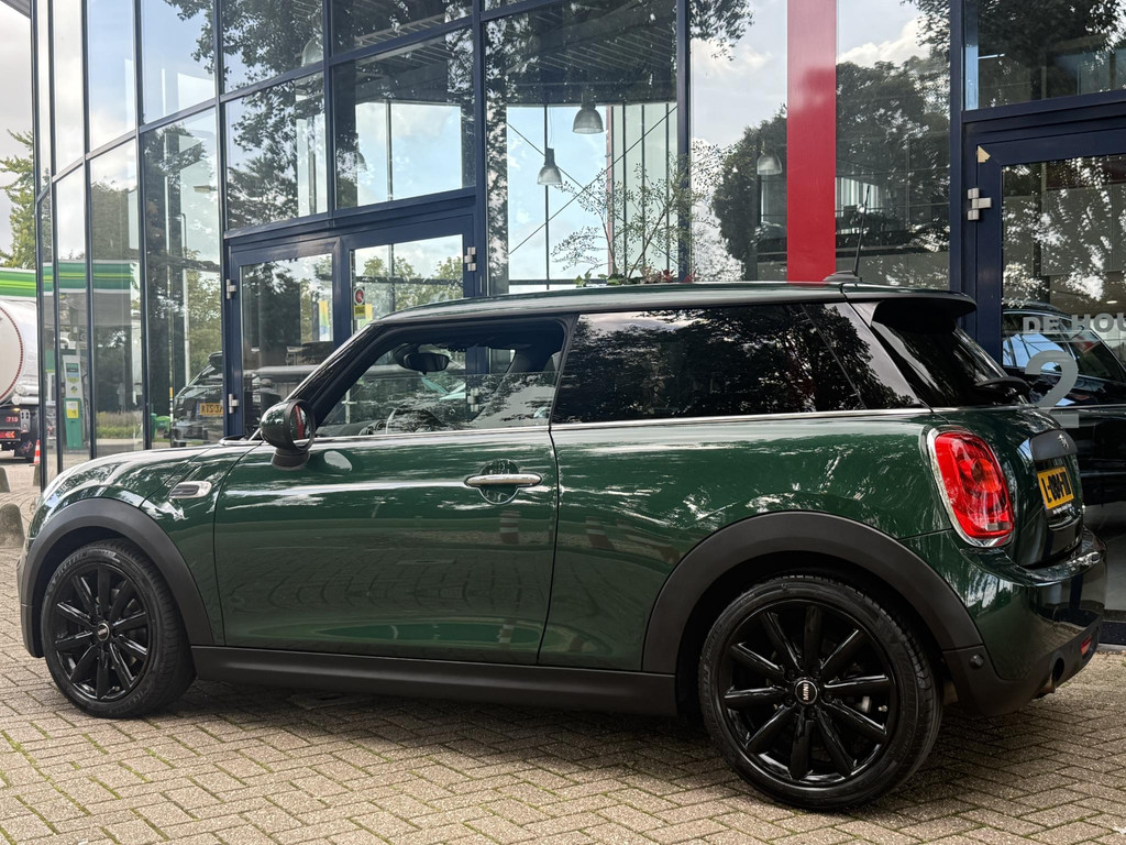56828581-3.jpg