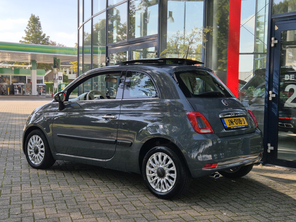 56832979-3.jpg